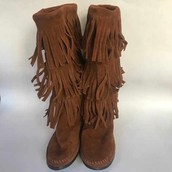 Minnetonka 3-Layer Fringe Boot Moccasin - Picture 4 of 8